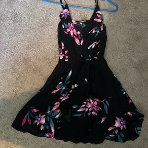 Dark navy / black floral dress